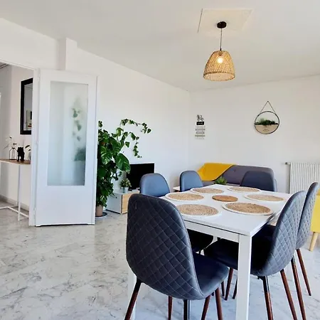 Elegant Pour 8 Personnes Centre 아파트